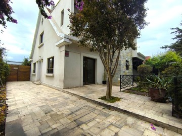 Venta / Casa / Ñuñoa