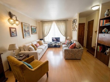 Venta / Casa / Ñuñoa