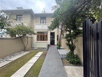 Venta / Casa / Ñuñoa