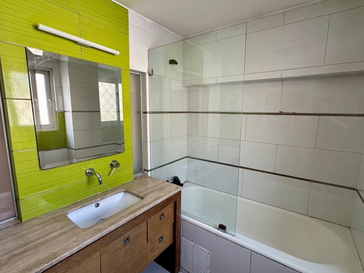 BAÑO DORMITORIOS SECUNDARIOS