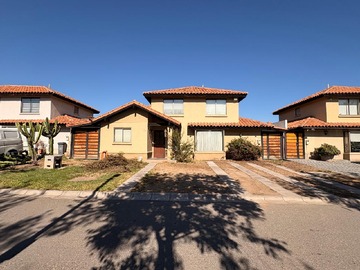 Venta / Casa / Padre Hurtado