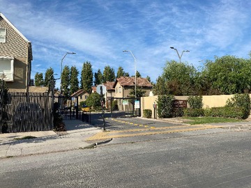 Venta / Casa / Padre Hurtado