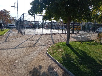 Cancha cerrada del condominio