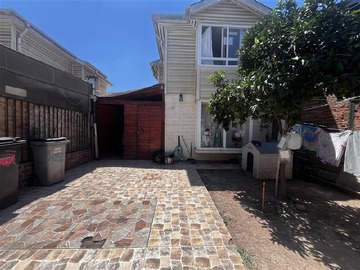 Venta / Casa / Padre Hurtado