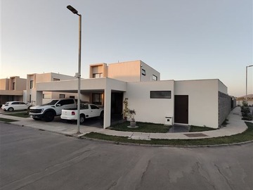 Venta / Casa / Padre Hurtado