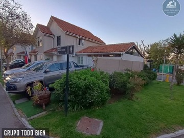 Venta / Casa / Padre Hurtado