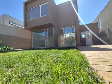 Venta / Casa / Padre Hurtado