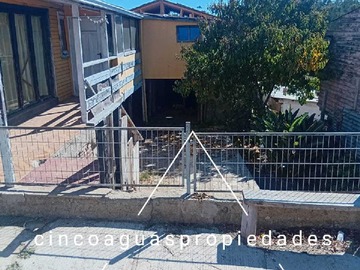 Venta / Casa / Papudo