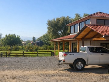 Fotografía exterior lateral estacionamiento