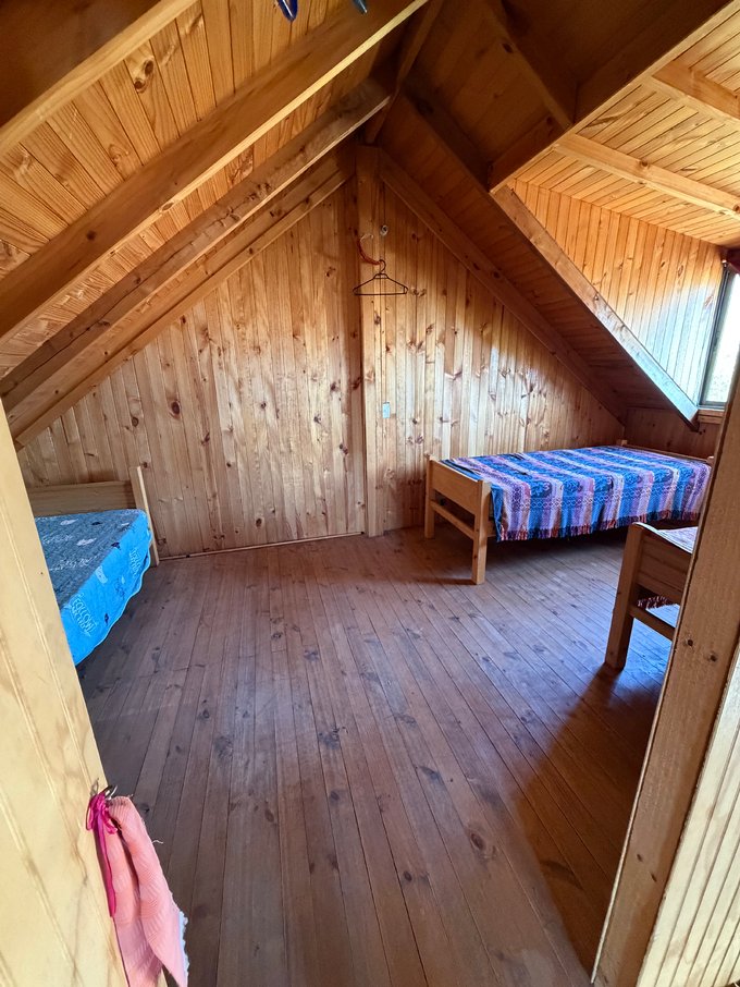 habitación 1 con múltiple espacio para camas