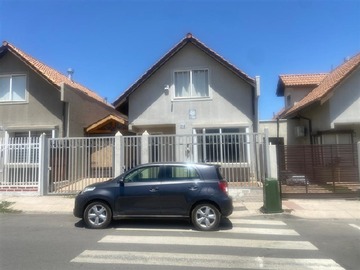 Venta / Casa / Peñaflor