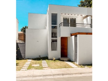 Venta / Casa / Peñaflor