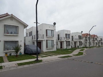 Venta / Casa / Peñaflor