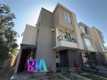 Venta / Casa / Peñalolén