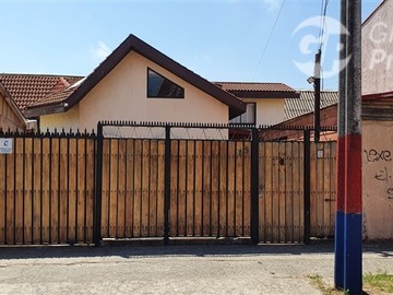 Venta / Casa / Penco