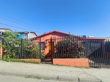 Venta / Casa / Penco