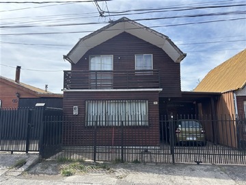 Venta / Casa / Pucón