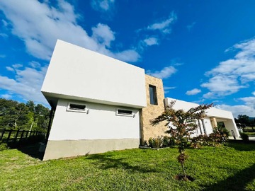 Venta / Casa / Pucón