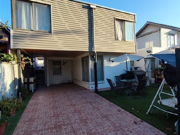 Venta / Casa / Puente Alto