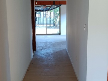 vVista pasillo hacia entrada