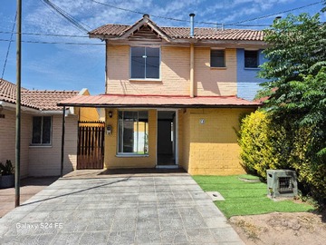 Venta / Casa / Puente Alto