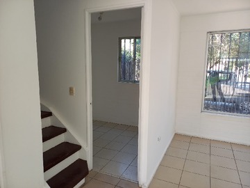 Escala y dormitorio 1