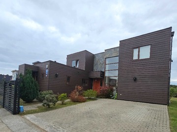 Venta / Casa / Puerto Varas
