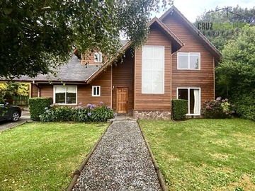 Venta / Casa / Puerto Varas