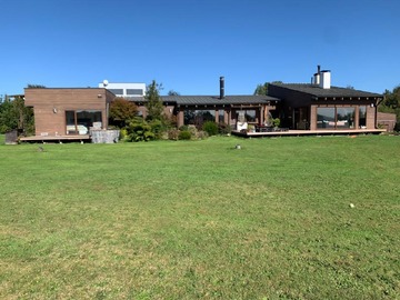 Venta / Casa / Puerto Varas