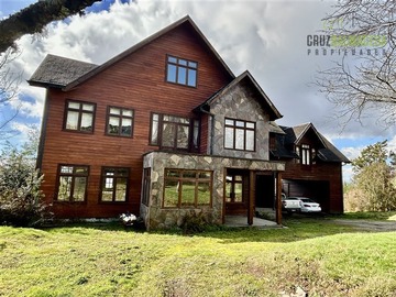 Venta / Casa / Puerto Varas