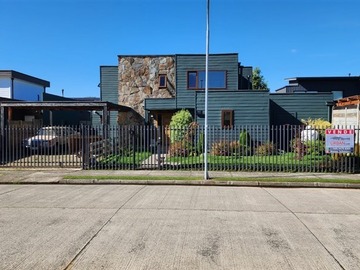 Venta / Casa / Puerto Varas