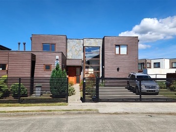 Venta / Casa / Puerto Varas