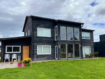 Venta / Casa / Puerto Varas