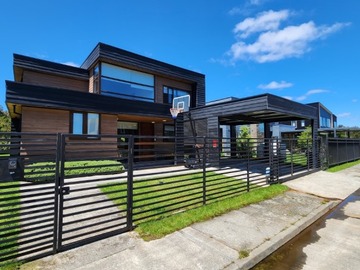 Venta / Casa / Puerto Varas