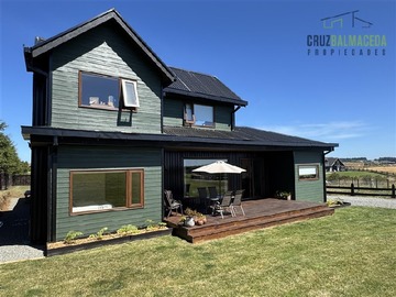 Venta / Casa / Puerto Varas