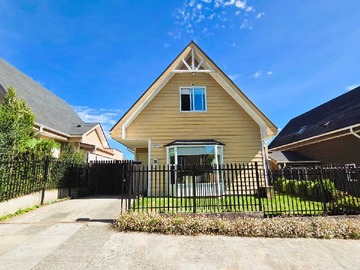 Venta / Casa / Puerto Varas