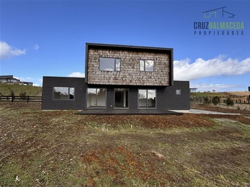 Venta / Casa / Puerto Varas