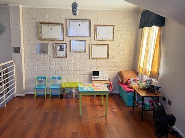 Hall segundo piso se puede modificar para más habitaciones