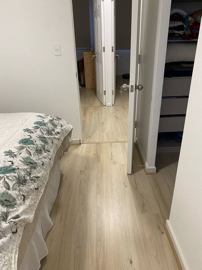 Piso nuevo en los Dormitorios.