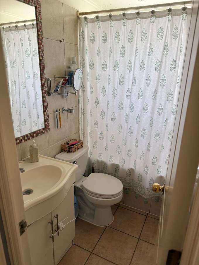 Baño primer piso en la habitación