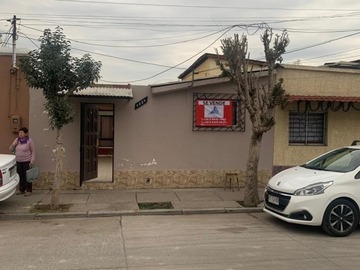 Venta / Casa / Quinta Normal