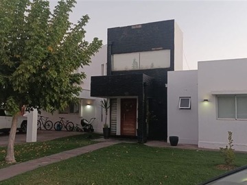 Venta / Casa / Rinconada