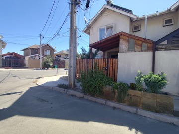 Venta / Casa / San Bernardo