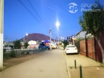 Venta / Casa / San Bernardo