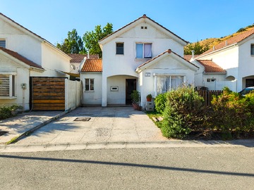 Venta / Casa / San Bernardo