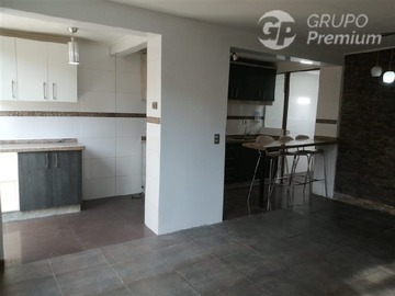 Venta / Casa / San Bernardo