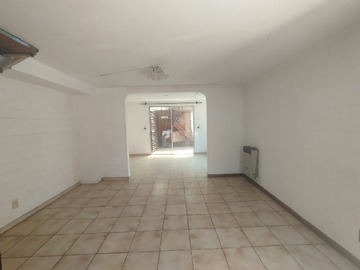 Venta / Casa / San Bernardo