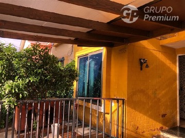 Venta / Casa / San Bernardo