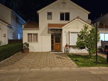 Venta / Casa / San Bernardo