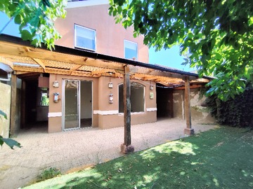Venta / Casa / San Bernardo